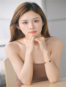 《男女一起差差差很疼软件-少女たちよ在线观看动漫4》
