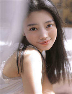 《秋天的命运国语版-美女胸被男子强捏视频》