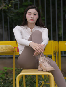 《夫妇交换做爰6-《瞒着丈夫说在公司加班》》